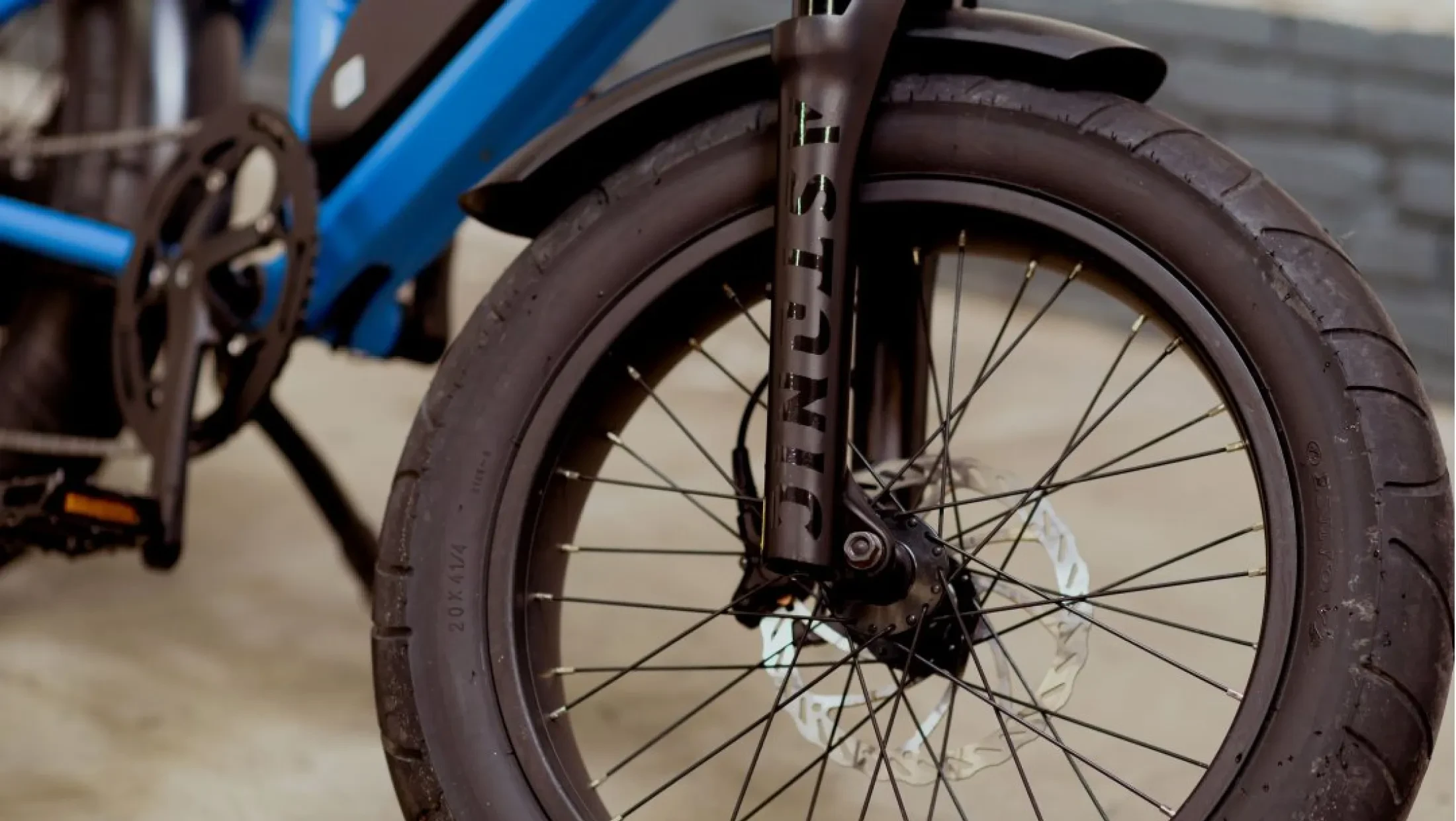 Astonic Breeze voorwiel