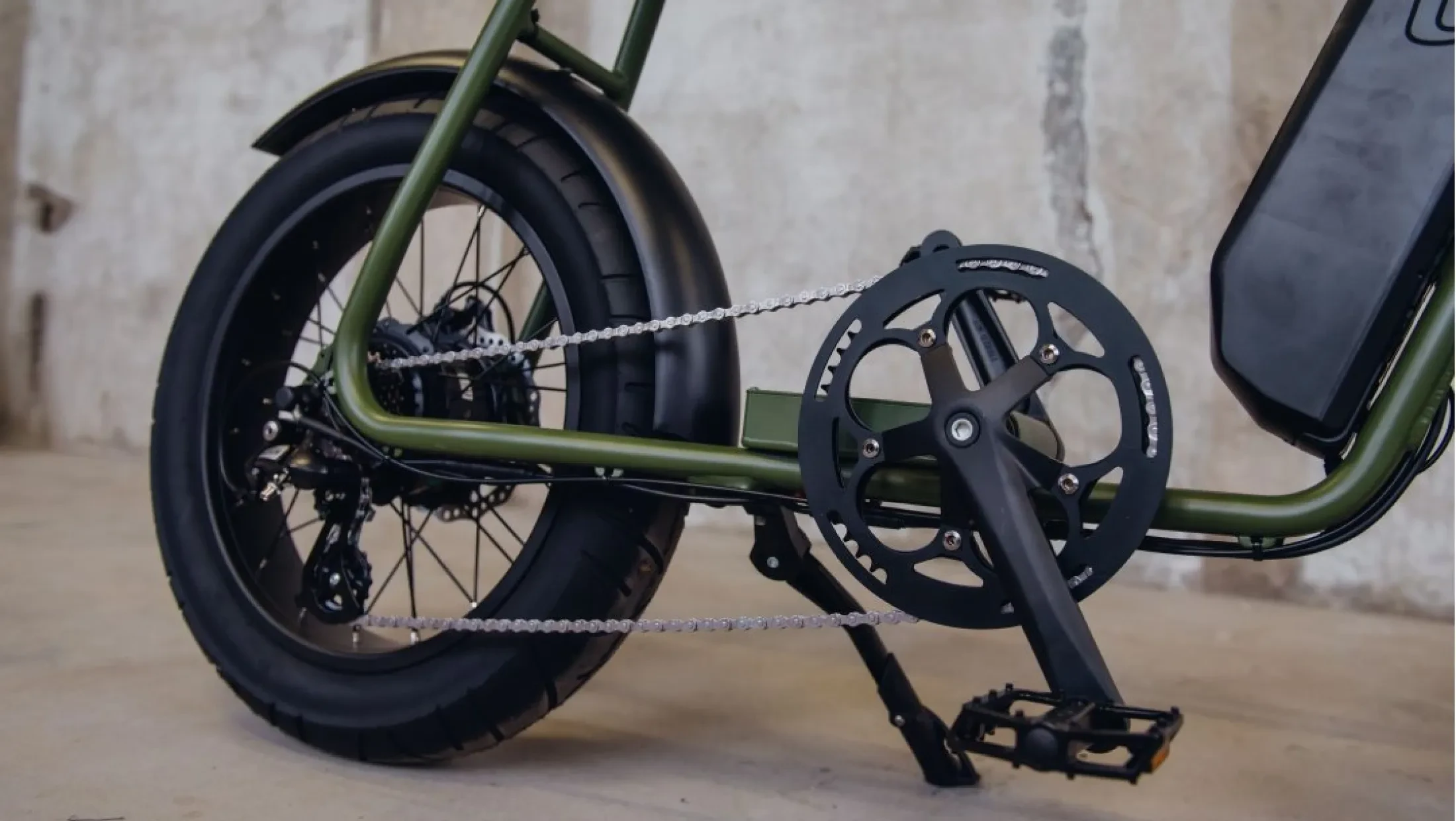 Astonic Earth trappers en ketting